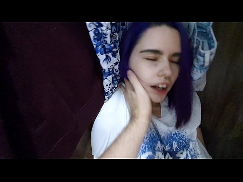 ❤️ Нашел сестренку в шкафу и помог кончить Порнушка на нашем сайте pornfuror.ru ❌️❤